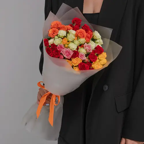 Букет из 15 Разноцветных роз 