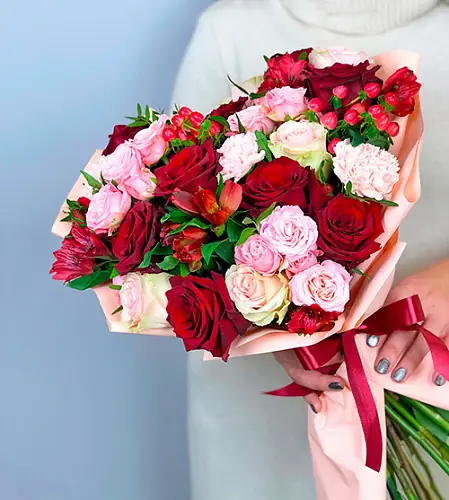 На фото №2 Композиция "Королева моего сердца"