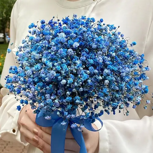 На фото №2 Синяя гипсофила для невесты