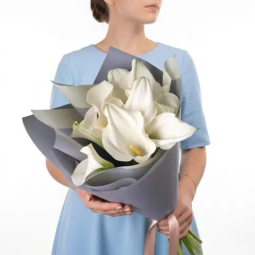 Букет "9 Белых Калл"