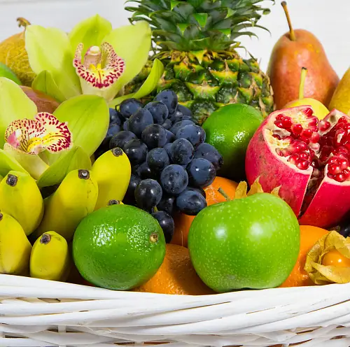 На фото №3 Корзина подарочная - 1