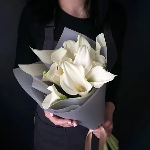 Букет "9 Белых Калл"