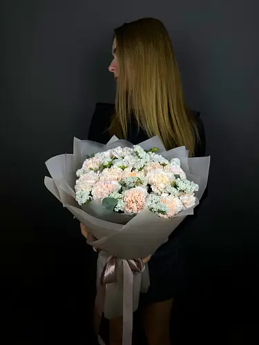 На фото №4 Диантус и Статица