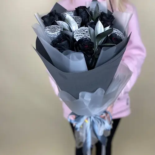 7 Черных Роз