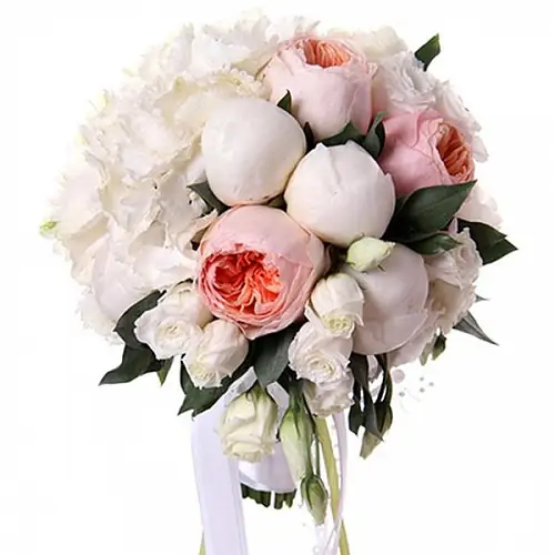 Букет невесты с пионами и пионовидными розами
