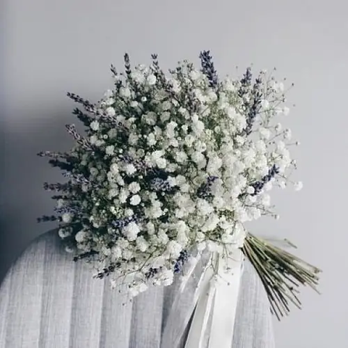 Букет невесты с лавандой и гипсофилой