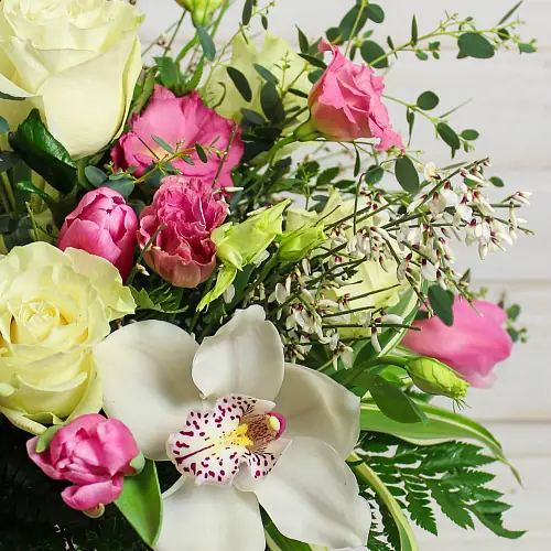 На фото №3 Букет "Любимой подружке"