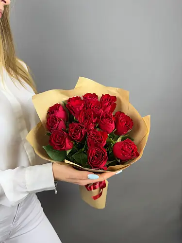 Роза красная премиум 15 штук