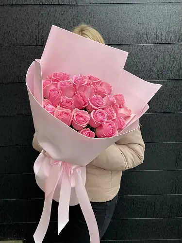 На фото №2 Нежно-Розовые розы