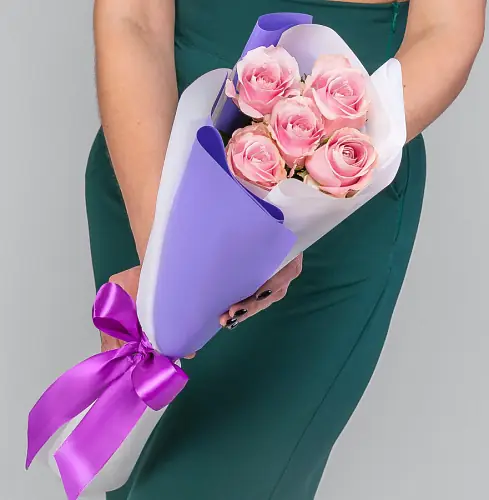 Букет 5 Розовых Роз