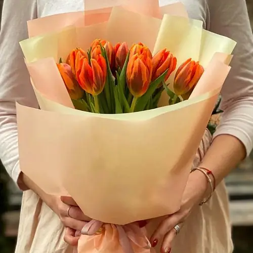 Букет 15 Оранжевых Тюльпанов